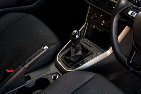 Volkswagen Polo MATCH TSI 27