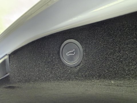 Tesla Model 3 Saloon 4dr Electric Auto RWD (208 ps) 23