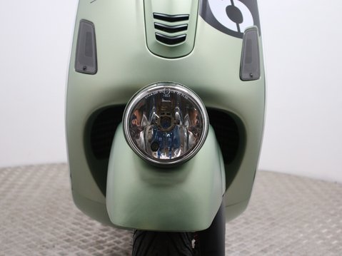 Piaggio Vespa GTV 300 VESPA GTV 300 SEI GIORNI 23