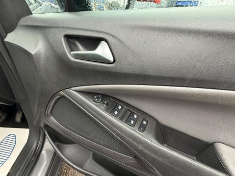 Vauxhall Crossland X 1.2 Elite Euro 6 (s/s) 5dr 23