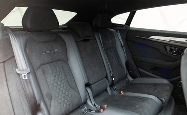 Lamborghini Urus PERFORMANTE 28