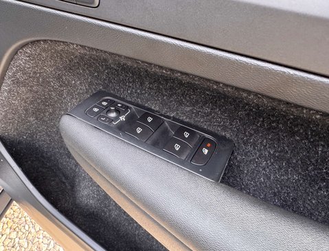 Volvo XC40 2.0 XC40 Inscription Pro D4 AWD Auto 4WD 5dr 25