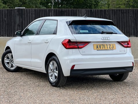 Audi A1 SPORTBACK TFSI TECHNIK 2