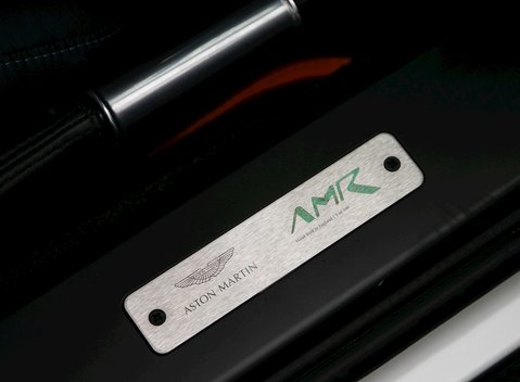 Aston Martin V12 Vantage AMR 20