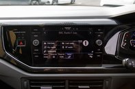 Volkswagen Polo LIFE TSI 21