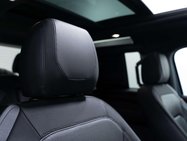 Land Rover Defender 3.0 Defender X-Dynamic SE D MHEV Auto 4WD 3dr 21