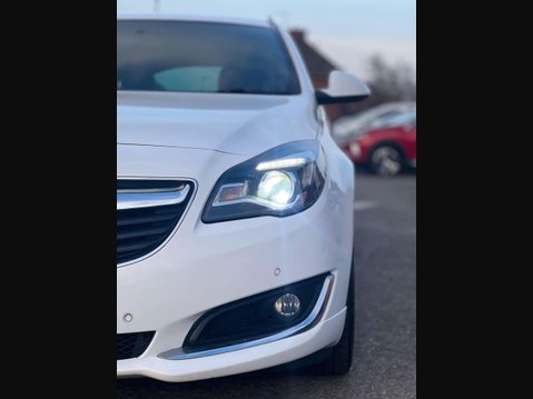 Vauxhall Insignia 2.0 CDTi SRi VX Line Nav Sports Tourer Euro 6 (s/s) 5dr 4