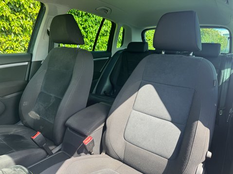 Volkswagen Tiguan 2.0 TDI BlueMotion Tech Match SUV 5dr Diesel DSG 4 9