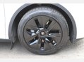 Tesla Model Y LONG RANGE AWD 30