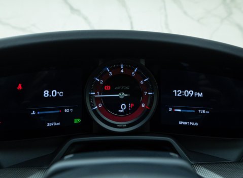 Porsche 911 Carrera 4 GTS (992) 19