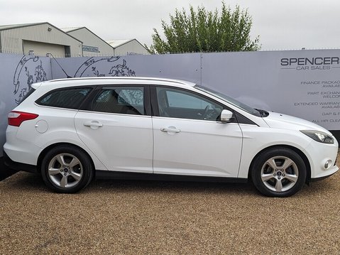 Ford Focus ZETEC NAVIGATOR TDCI 10