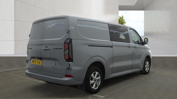 Ford Transit Custom Crew Cab AUTO LWB L2H1 Low Roof Limited 320 Air Con Alloys Sensors Cam EURO 4