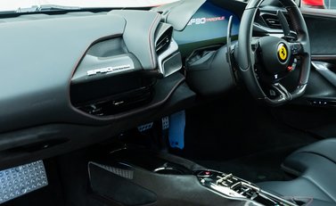 Ferrari SF90 Stradale 16