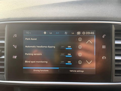 Peugeot 308 1.2 PureTech Tech Edition Hatchback 5dr Petrol Manual Euro 6 (s/s) (130 ps) 27