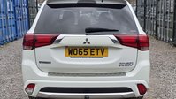 Mitsubishi Outlander 2.0h 12kWh GX5h SUV 5dr Petrol Plug-in Hybrid CVT 4WD Euro 6 (s/s) (200 ps) 12