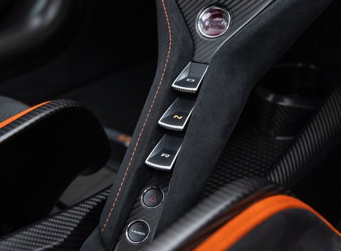 McLaren 765LT 24