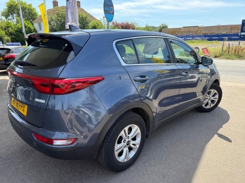 Kia Sportage 1.7 CRDi 1 Euro 6 (s/s) 5dr 12