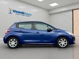 Peugeot 208 1.2 VTi Active Euro 5 5dr 3