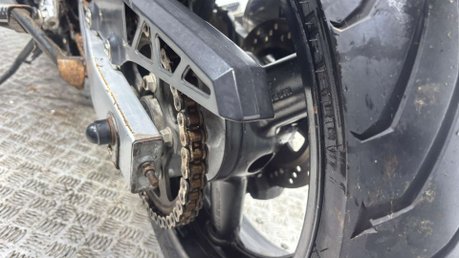 Suzuki GSX GSX750F 2000 31K RUNNING SPARES OR REPAIR PROJECT BIKE 750CC SPORTS TOURER 21