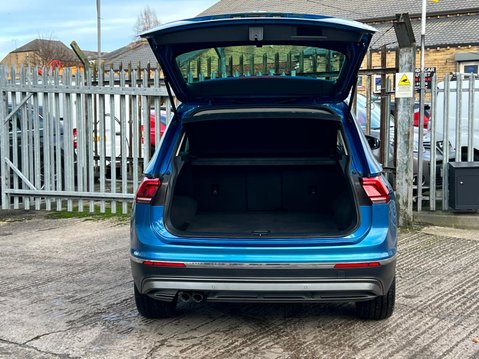 Volkswagen Tiguan SEL TDI BLUEMOTION TECHNOLOGY DSG 25