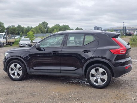 Volvo XC40 2.0 T4 Momentum SUV 5dr Petrol Auto AWD Euro 6 (s/s) (190 ps) 5