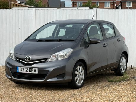 Toyota Yaris VVT-I TR