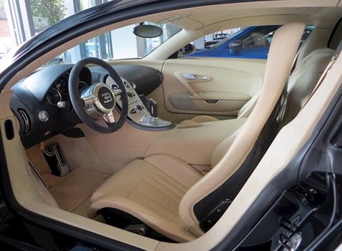 Bugatti Veyron 16.4 10