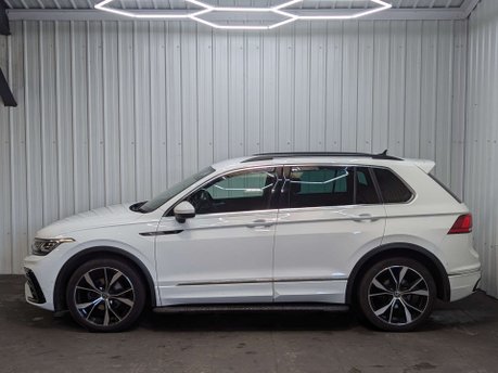 Volkswagen Tiguan 1.5 Tiguan R-Line TSi Semi-Auto 5dr 17