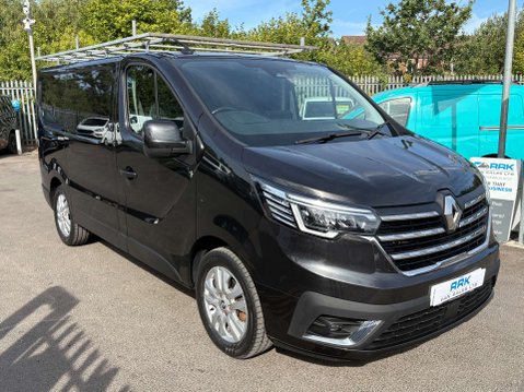 Renault Trafic 2.0 dCi Blue SL28 Sport Panel Van 5dr Diesel Manual L1 H1 Euro 6 (s/s) (130 28