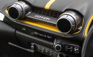 Ferrari 812 Superfast 16