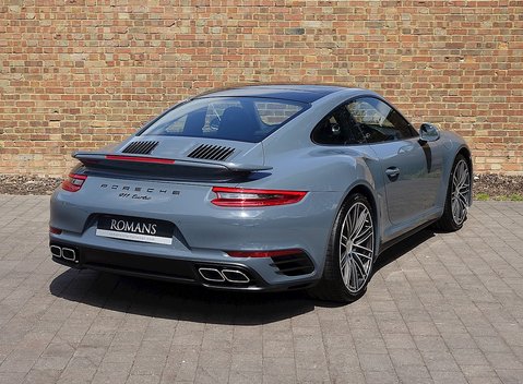 Porsche 911 (991) Turbo 24