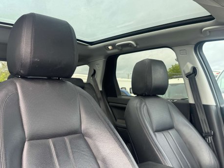 Land Rover Discovery Sport 2.0 Discovery Sport HSE TD4 Auto 4WD 5dr 3