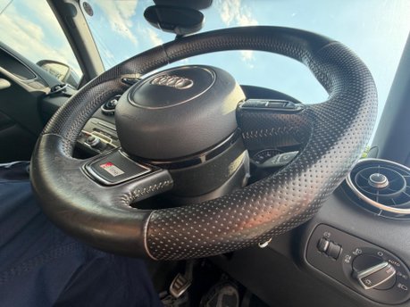 Audi A1 SPORTBACK TDI S LINE 12