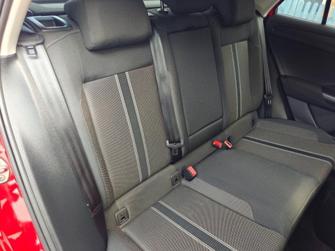 Volkswagen T-Roc 1.5 TSI EVO Design Euro 6 (s/s) 5dr 21