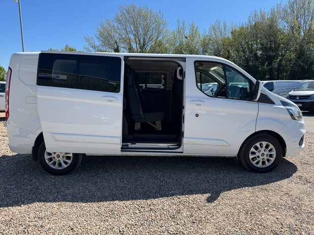 Ford Transit Custom Crew Cab AUTO LWB L2H1 Limited 320 Air Con Alloys Sensors EURO 6 18