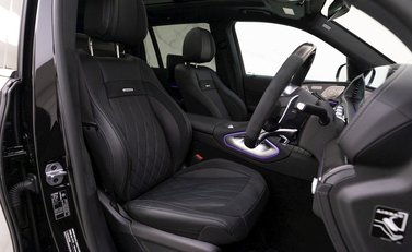Mercedes-Benz GLS 63 Night Edition Executive 10