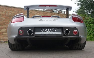 Porsche Carrera GT 38