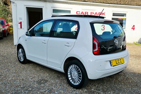 Volkswagen Up HIGH UP.. AUTOMATIC.. GLASS E/SUNROOF.10 MAIN DEALER SERVICES..ONE OWNER..  9