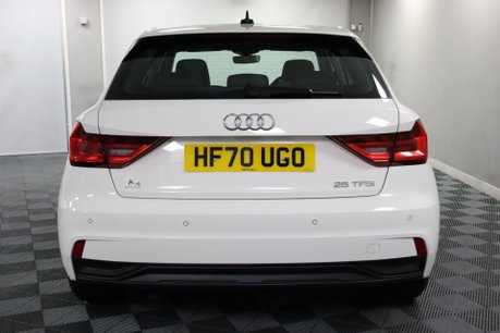 Audi A1 SPORTBACK TFSI SPORT 8