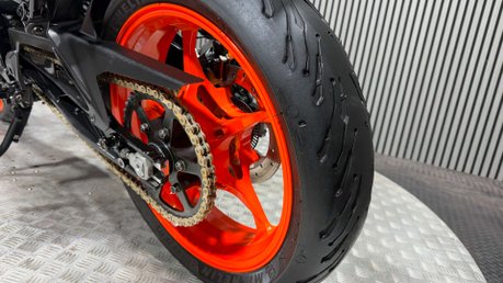 KTM Duke 2025 ONLY 7K 125CC LEARNER LEGAL 15BHP 1 OWNER 21