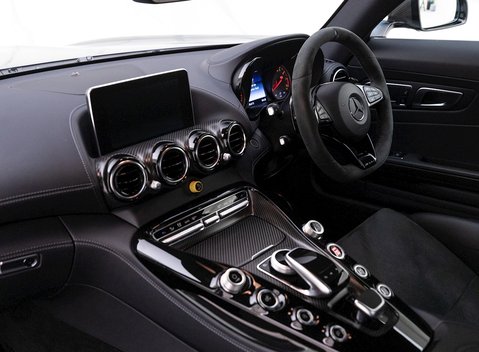 Mercedes-Benz AMG GT R GT R Premium 13