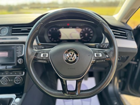Volkswagen Passat 2.0 TDI BlueMotion Tech GT Euro 6 (s/s) 5dr 46