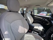 Mini Hatch Cooper 1.5 Exclusive Comfort / Navigation 5 door - SAT NAV - LIGHT LEATHER 4