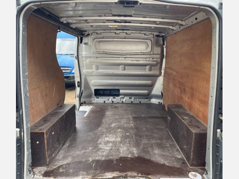 Vauxhall Vivaro 2.0 2700 CDTi FWD L1 4dr 13