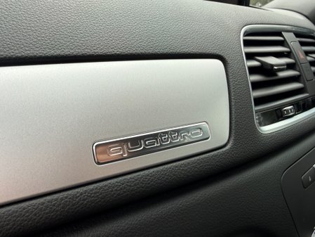 Audi Q3 TDI QUATTRO SE 46