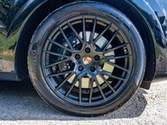 Porsche Cayenne Cayenne GTS 6