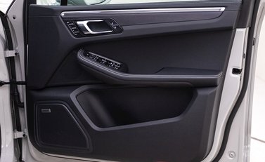 Porsche Macan GTS 24