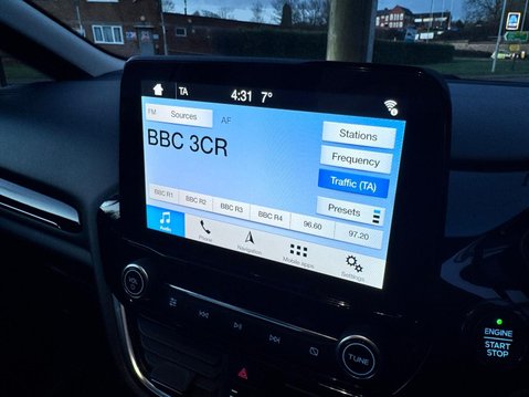 Ford Fiesta 1.0T EcoBoost Titanium Euro 6 (s/s) 5dr 18