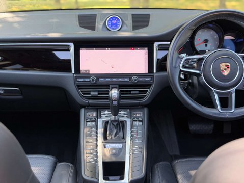 Porsche Macan 3.0 Macan S Semi-Auto 4WD 5dr 20