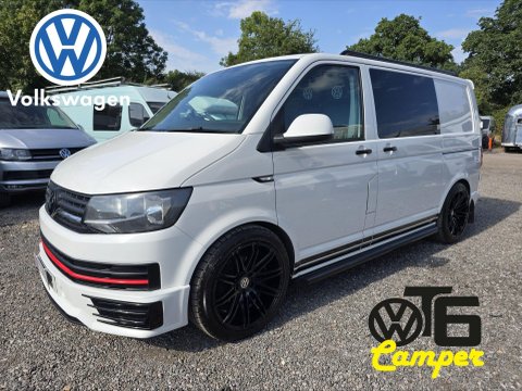 Volkswagen Campervan 1